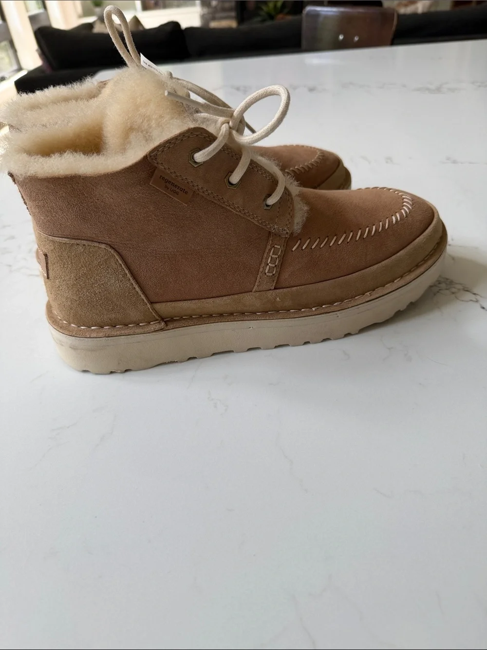 UGG wore 1x